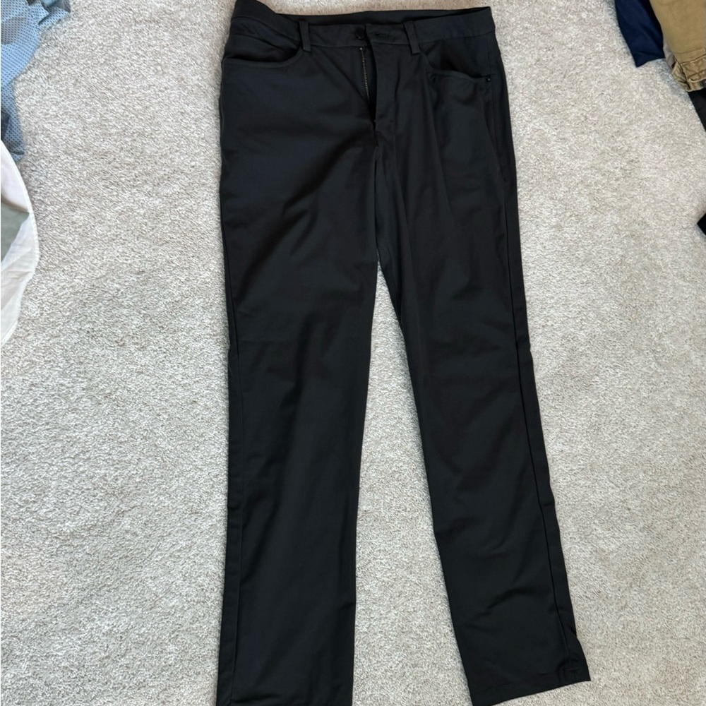 Lululemon ABC pant relaxed fit
